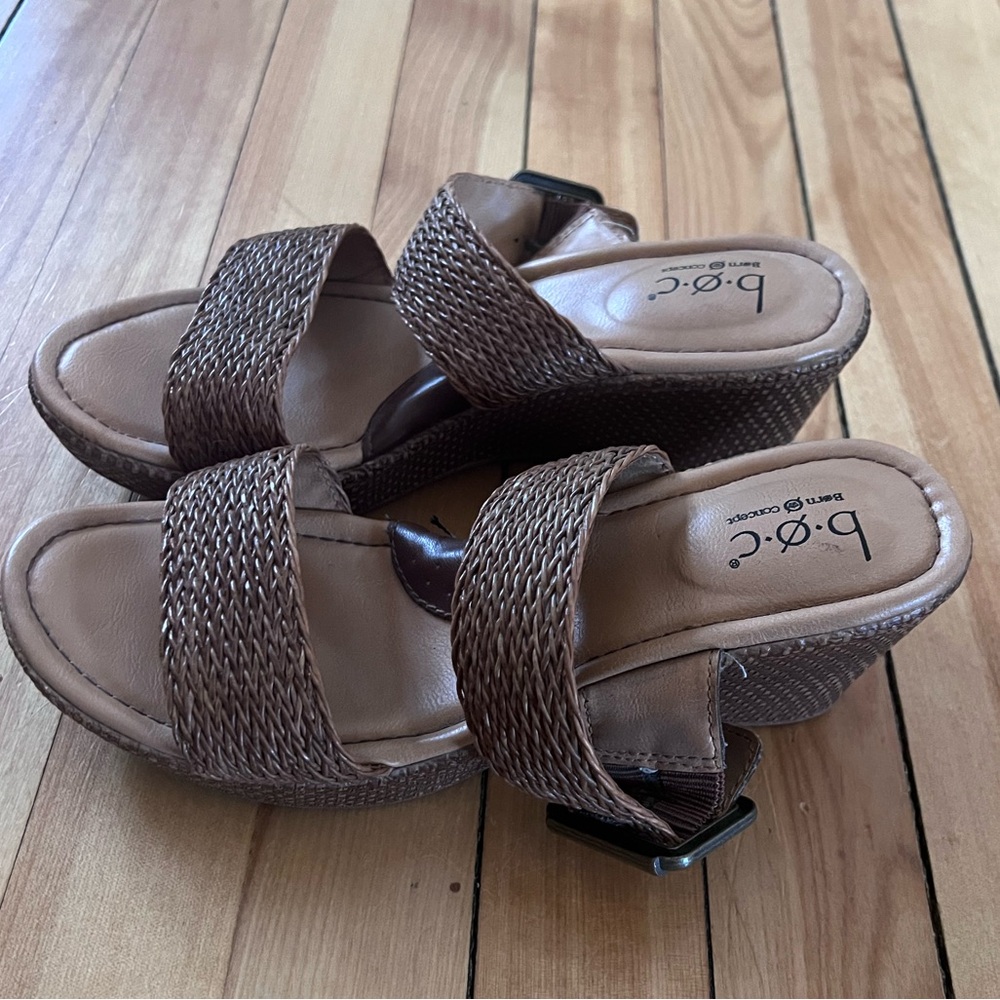 b.o.c. Women's Tan Woven Wedges